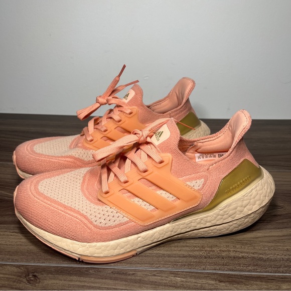 Adidas Women’s Ultraboost 21 Running Size 7.5 Ambient Blush | FY3953 | - Picture 3 of 10